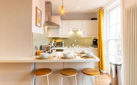 Old Town Trinity Apt No 3 By Adliv